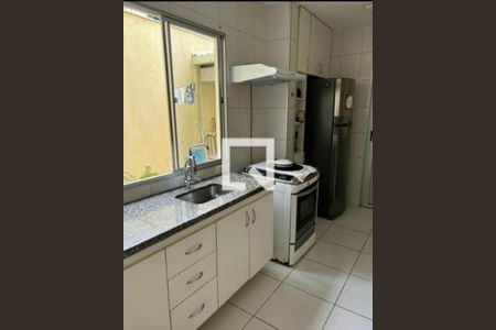 Cozinha de apartamento à venda com 2 quartos, 120m² em Fernão Dias, Belo Horizonte