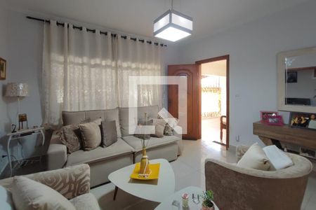 Sala de Estar de casa à venda com 2 quartos, 230m² em Jardim Garcia, Campinas
