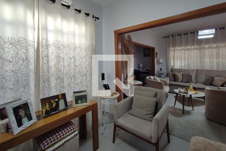 Sala de Estar de casa para alugar com 2 quartos, 230m² em Jardim Garcia, Campinas