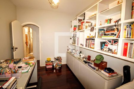 quarto 1 de apartamento à venda com 4 quartos, 136m² em Lourdes, Belo Horizonte