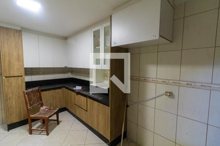 Cozinha de casa para alugar com 1 quarto, 76m² em Vila Virgínia, Itaquaquecetuba