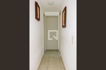 Corredor de apartamento para alugar com 2 quartos, 65m² em Cachambi, Rio de Janeiro