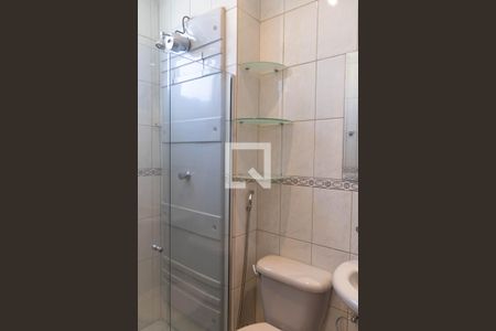 Banheiro de apartamento à venda com 3 quartos, 75m² em Estoril, Belo Horizonte