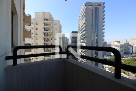 Varanda de kitnet/studio para alugar com 1 quarto, 17m² em Pinheiros, São Paulo