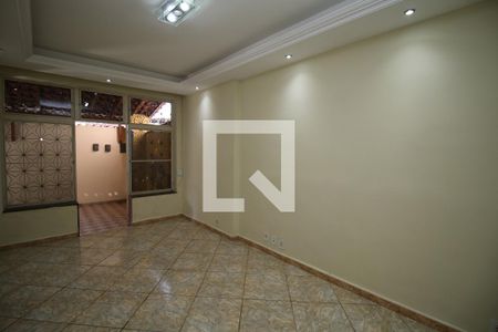 Sala de casa para alugar com 2 quartos, 90m² em Vista Alegre, Rio de Janeiro