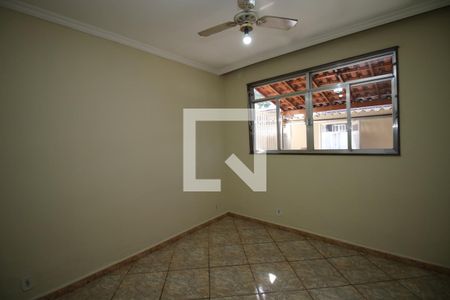 Quarto 1 de casa para alugar com 2 quartos, 90m² em Vista Alegre, Rio de Janeiro