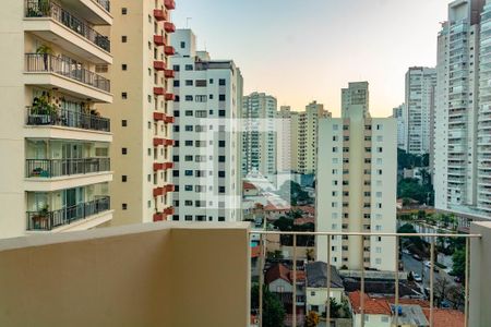 Varanda de apartamento para alugar com 2 quartos, 63m² em Chácara Inglesa, São Paulo