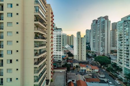 Vista Quarto de apartamento para alugar com 2 quartos, 63m² em Chácara Inglesa, São Paulo
