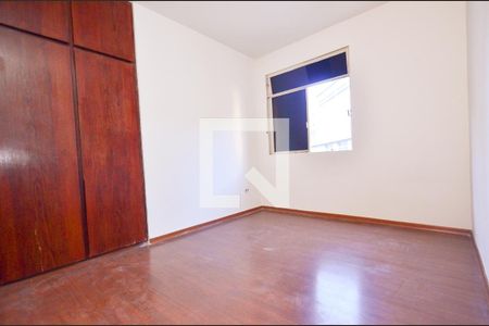 Quarto2 de apartamento para alugar com 3 quartos, 120m² em Santo Antônio, Belo Horizonte