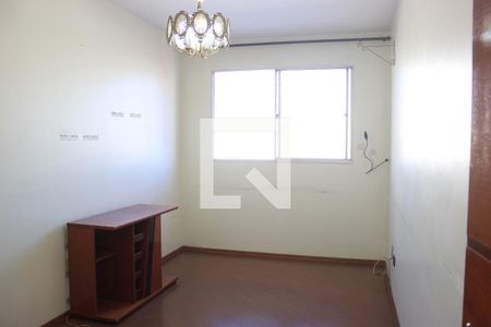 Sala de apartamento para alugar com 2 quartos, 70m² em Jardim Terezopolis, Guarulhos