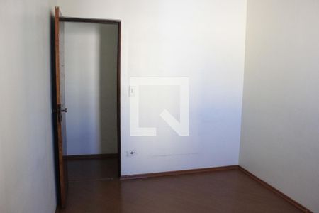 Quarto 1 de apartamento para alugar com 2 quartos, 70m² em Jardim Terezopolis, Guarulhos