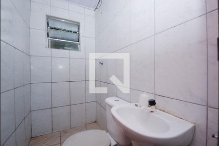 Banheiro de casa para alugar com 1 quarto, 40m² em Jardim Rossi, Guarulhos