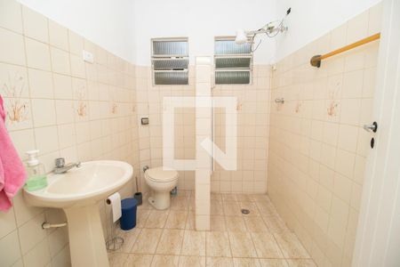 Banheiro de casa à venda com 1 quarto, 411m² em Vila Assunção, Santo André