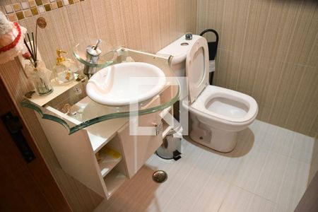 Lavabo de casa de condomínio para alugar com 4 quartos, 305m² em Jardim Torino, Cotia