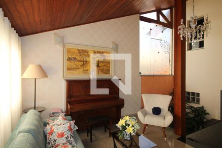Sala 1 de casa para alugar com 5 quartos, 400m² em Vila Ré, São Paulo