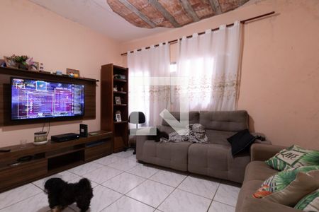 Sala de casa à venda com 3 quartos, 140m² em Vila Santa Virginia, São Paulo