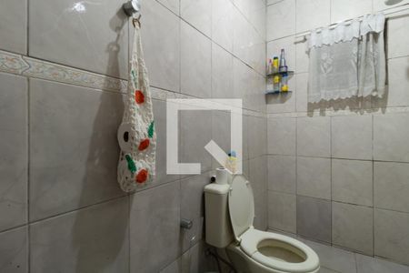 Banheiro de casa à venda com 3 quartos, 140m² em Vila Santa Virginia, São Paulo