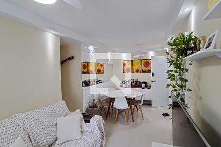 sala de apartamento para alugar com 3 quartos, 65m² em Pechincha, Rio de Janeiro