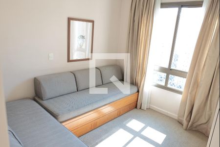 Sala de estar de apartamento para alugar com 1 quarto, 82m² em Vila Nova Conceição, São Paulo