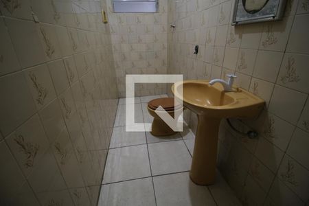 Banheiro de casa para alugar com 1 quarto, 52m² em Jardim Haia do Carrao, São Paulo