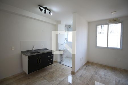 Sala/cozinha de apartamento para alugar com 2 quartos, 50m² em Cidade Mãe do Céu, São Paulo