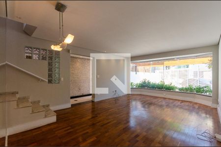 Sala de casa para alugar com 2 quartos, 163m² em Vila Albertina, São Paulo
