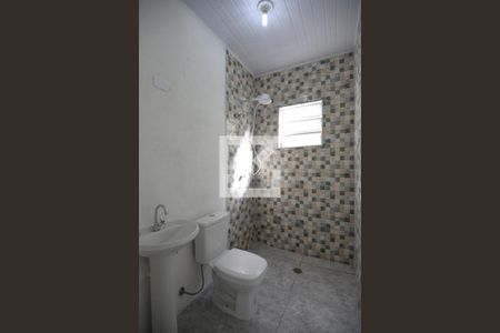 Banheiro de casa para alugar com 1 quarto, 57m² em Vila Deodoro, São Paulo