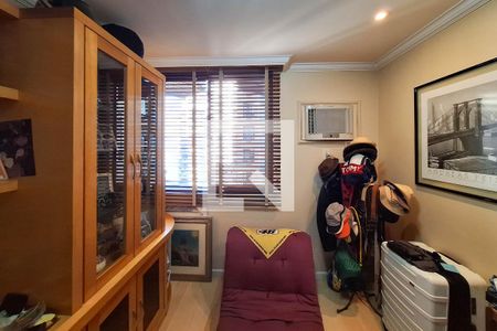 Quarto 1 de apartamento para alugar com 4 quartos, 163m² em Icaraí, Niterói