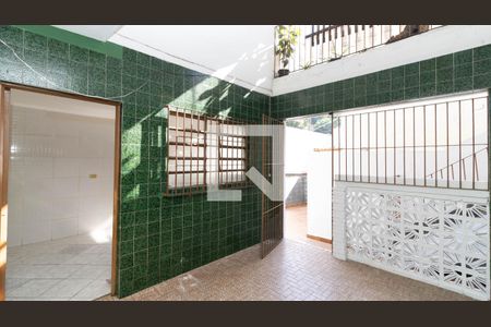 Varanda de casa para alugar com 2 quartos, 74m² em Vila Cisper, São Paulo