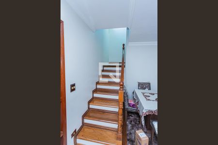 Escada de casa à venda com 3 quartos, 170m² em Vila Pereira Barreto, São Paulo