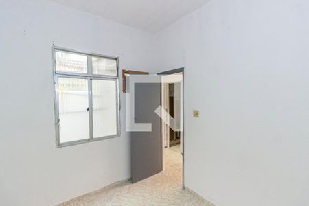 Quarto de apartamento para alugar com 1 quarto, 60m² em Marechal Hermes, Rio de Janeiro