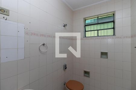 Lavabo de casa para alugar com 3 quartos, 165m² em Jardim Virginia Bianca, São Paulo