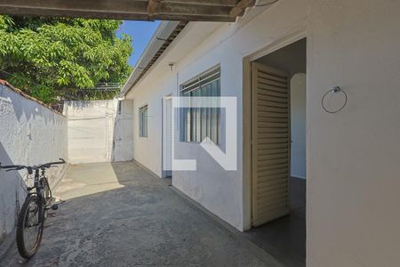 Varanda de casa para alugar com 1 quarto, 60m² em Dom Bosco, Belo Horizonte