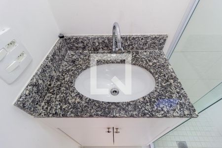 Detalhe - Banheiro de kitnet/studio para alugar com 1 quarto, 19m² em Brás, São Paulo