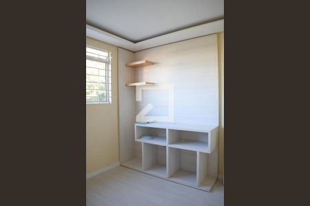 Quarto 2 de apartamento para alugar com 2 quartos, 61m² em Santa Cândida, Curitiba