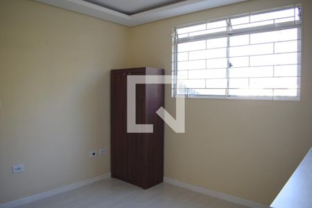 Quarto 2 de apartamento para alugar com 2 quartos, 61m² em Santa Cândida, Curitiba