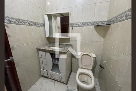 Banheiro de casa para alugar com 4 quartos, 450m² em Vila Sarapui, Duque de Caxias