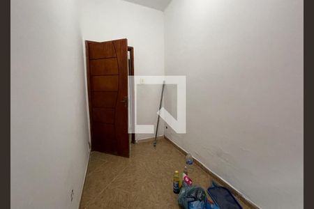 Quarto de casa para alugar com 4 quartos, 450m² em Vila Sarapui, Duque de Caxias