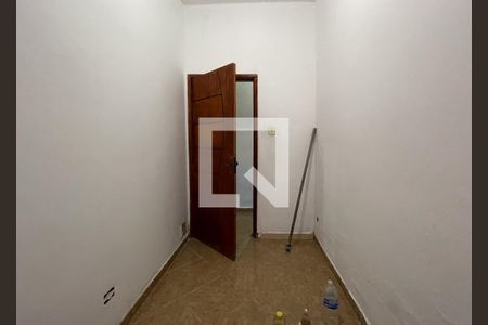 Quarto de casa para alugar com 4 quartos, 450m² em Vila Sarapui, Duque de Caxias