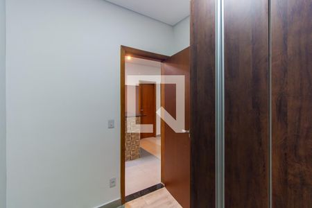 Quarto 2 de apartamento para alugar com 2 quartos, 46m² em Vila Ema, São Paulo
