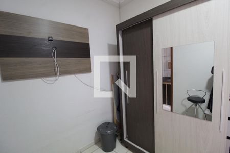 Quarto 1 - Suíte de casa para alugar com 3 quartos, 80m² em Jardim Holanda, Uberlândia