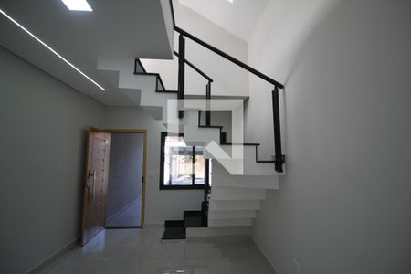 Escada de casa à venda com 3 quartos, 112m² em Jardim Umuarama, São Paulo