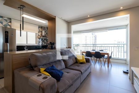 Sala de Estar de apartamento à venda com 2 quartos, 81m² em Chora Menino, São Paulo