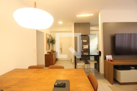 Sala  de apartamento à venda com 3 quartos, 190m² em Serra, Belo Horizonte