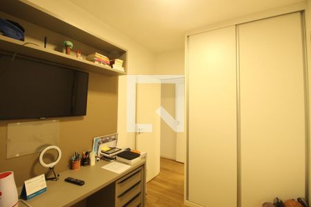 Quarto  de apartamento à venda com 3 quartos, 190m² em Serra, Belo Horizonte