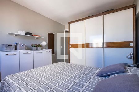 Quarto  de apartamento à venda com 1 quarto, 60m² em Pinheiros, São Paulo