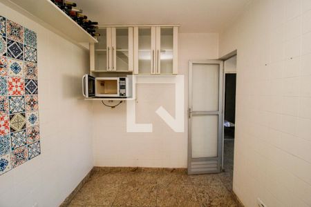 Cozinha de apartamento para alugar com 3 quartos, 137m² em Santa Efigênia, Belo Horizonte