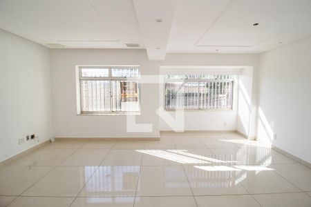 Sala de apartamento para alugar com 3 quartos, 137m² em Santa Efigênia, Belo Horizonte