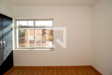 Quarto 2 de apartamento para alugar com 3 quartos, 137m² em Santa Efigênia, Belo Horizonte