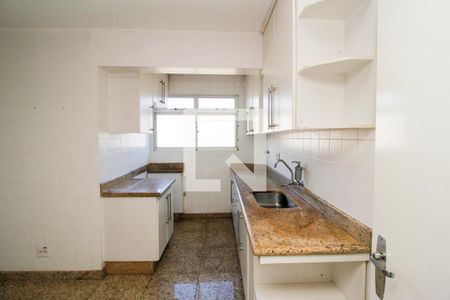 Cozinha de apartamento para alugar com 3 quartos, 137m² em Santa Efigênia, Belo Horizonte